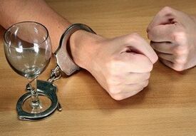 dipendenza da alcol da come smettere di bere
